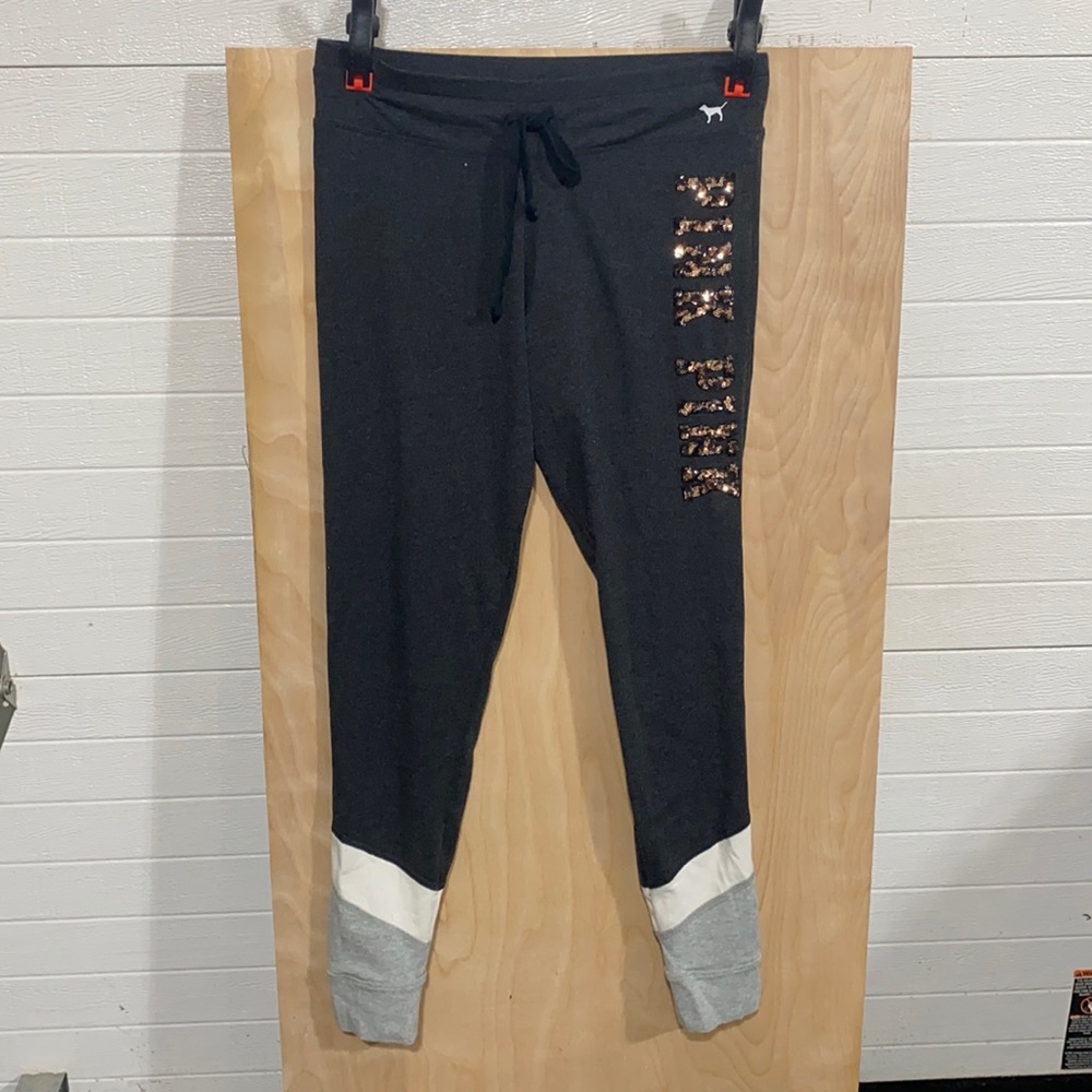 Victoria’s Secret leggings